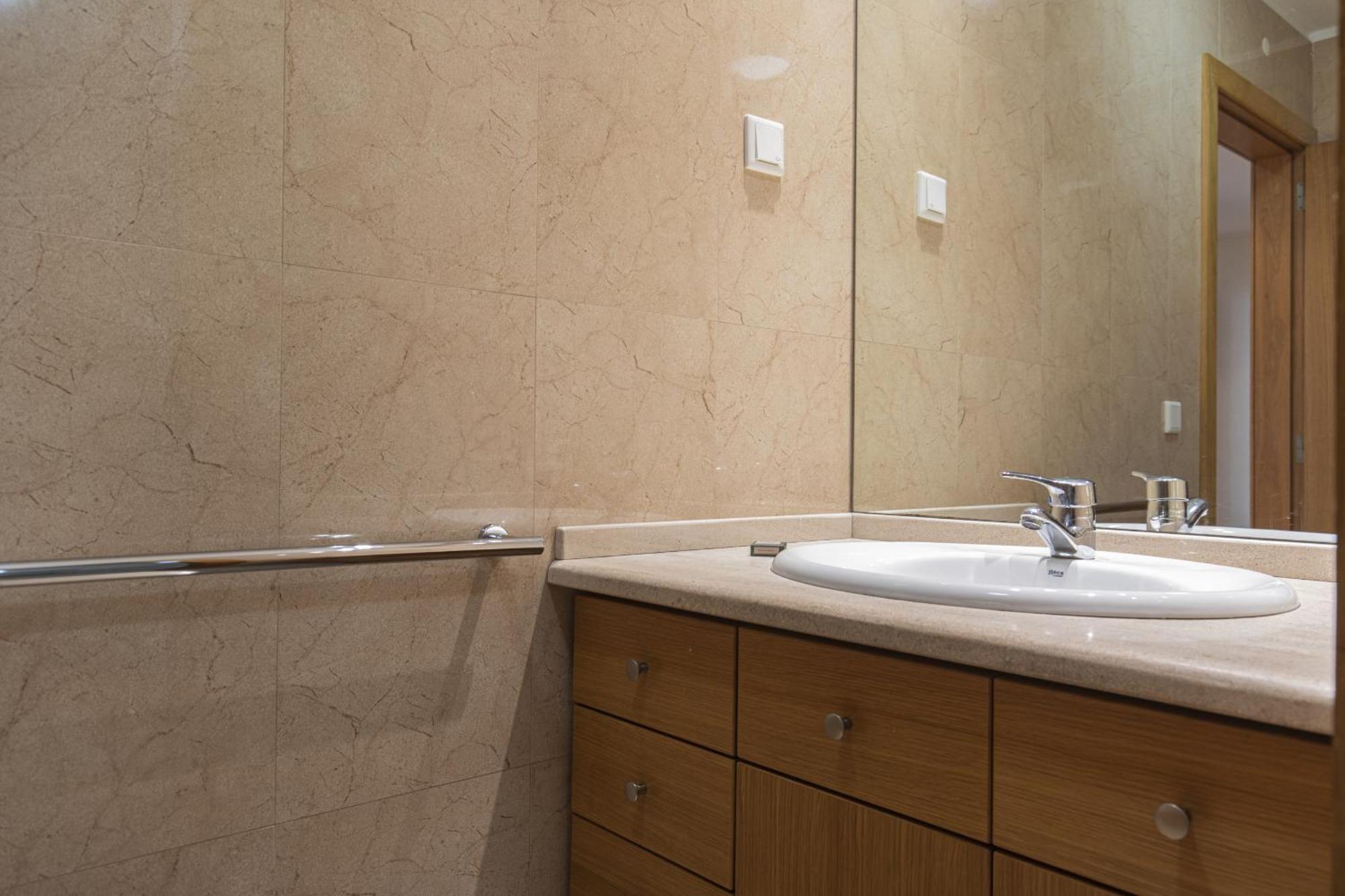 2 Bedroom Large Apartment By Innkeeper Lisbon Bagian luar foto